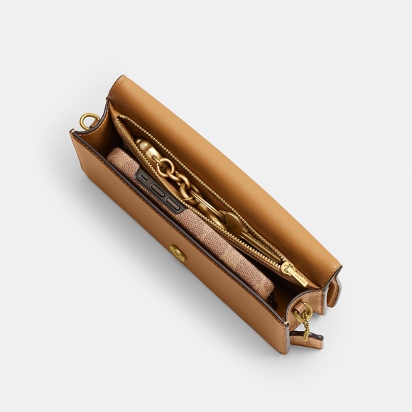 Evie Long Wallet With Chain - Picture 3 of 3